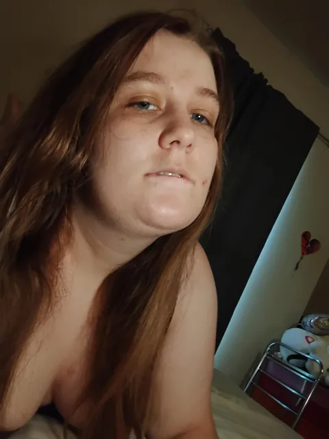 Love doing little horny photoshoots🤭