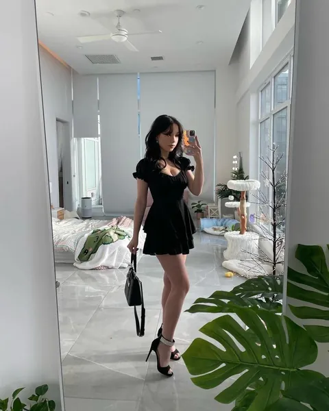 What u have determines your prize. If I’m feeling generous, maybe you’ll get more than one,or maybe even you just getting cucked by one.(part 3)