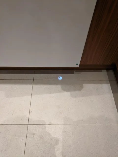 This dishwasher projects a timer onto the floor.