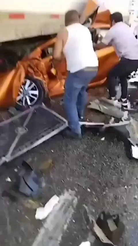 Guy walks away without injury after severe crash. Airbags worked exactly as intended.
