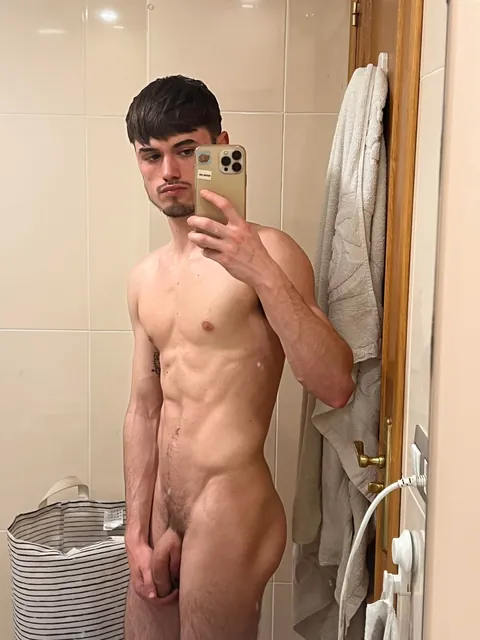 watch me get hard 🙈