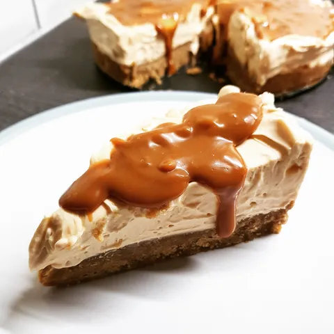 [Homemade] salted caramel cheesecake