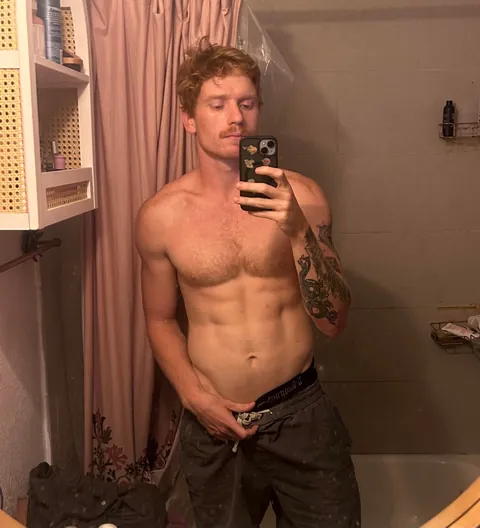 Let’s get these nasty gym clothes off (28)