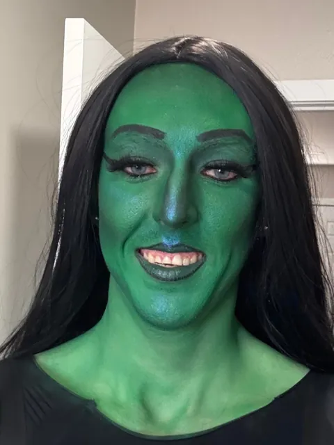 Any thoughts on my Elphaba look?