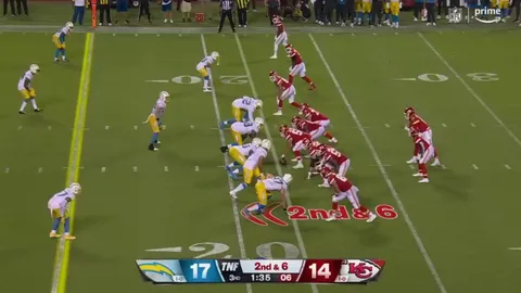[Highlight] Derwin James hits the spinebuster on Travis Kelce [Week 2, 2022]