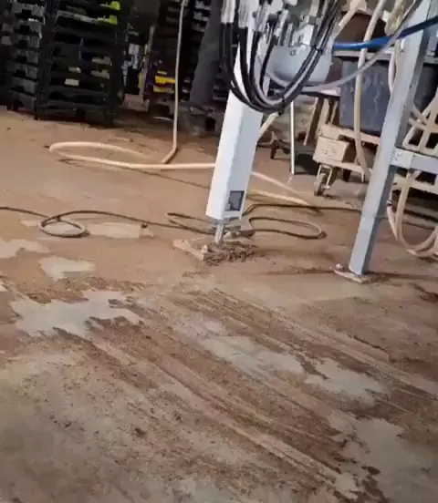 Power of a bumble bee's wings