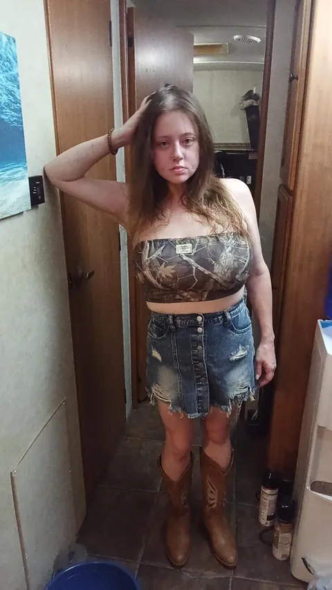 36/f bored living in a camper rn so your worst