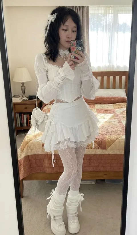 Is this too much for a solo picnic date?