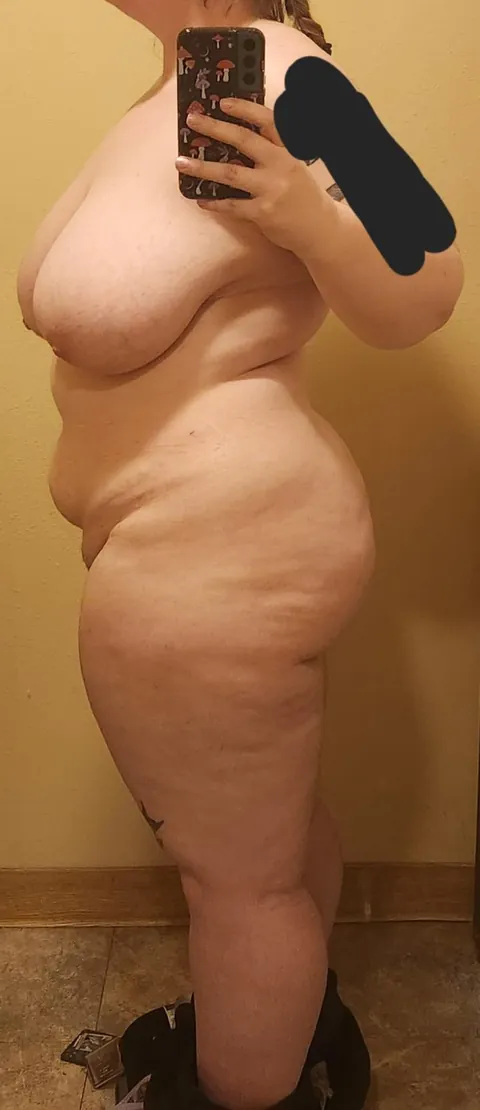 27(f) - I know I'm too big &amp; I hate it 😭