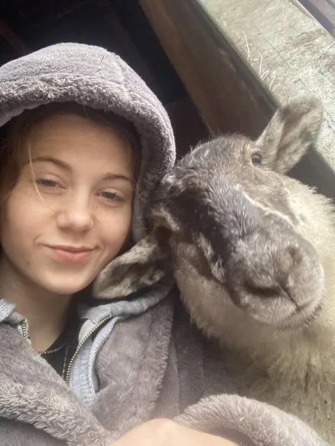 My pet sheet poses whenever I take a picture with her 