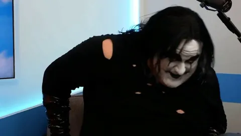 No clever title. Just Will Sasso as The Crow on some podcast from a few years ago.