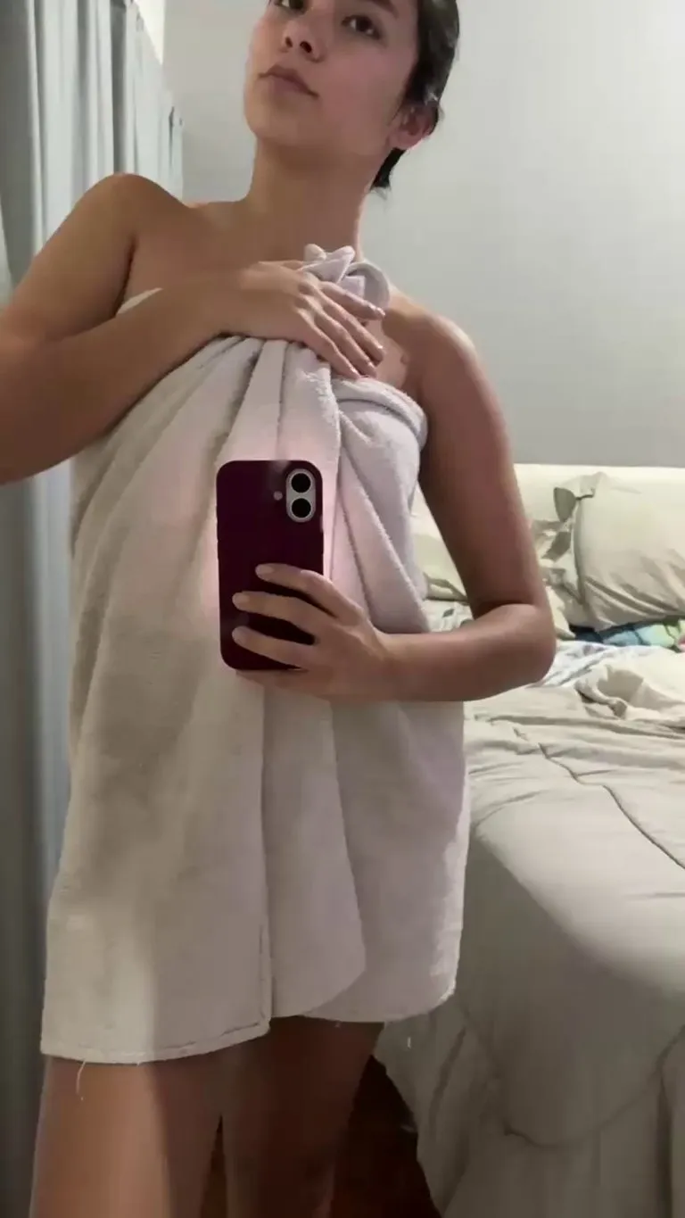 I intentionally drop it to show you my small frame