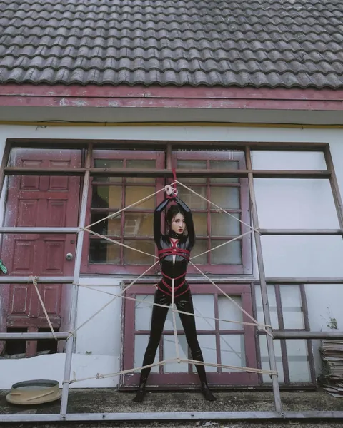 Asian bondage