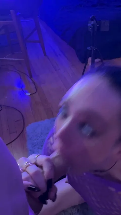 Blowjob GIF by taylor__zahn