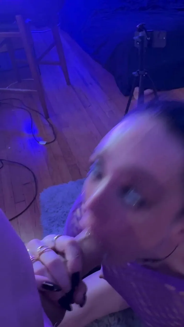 Blowjob GIF by taylor__zahn