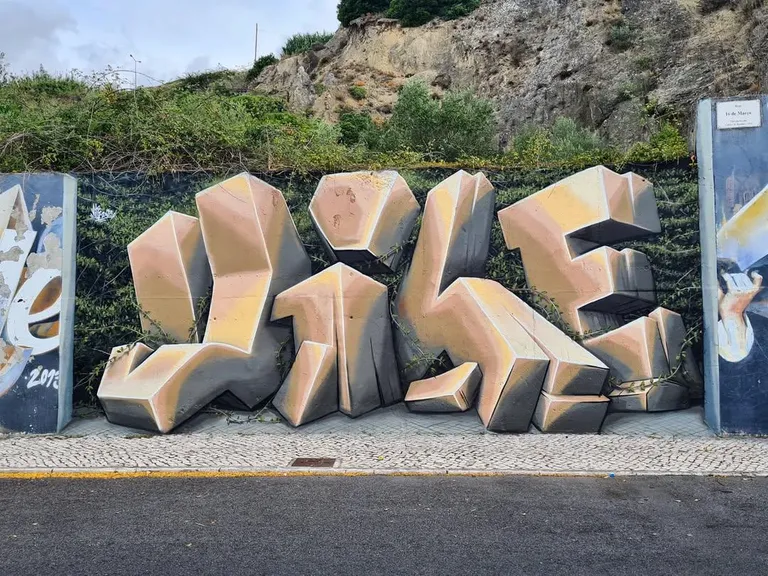 Illusion, graffiti artist vile, spray paint on cement, 2023