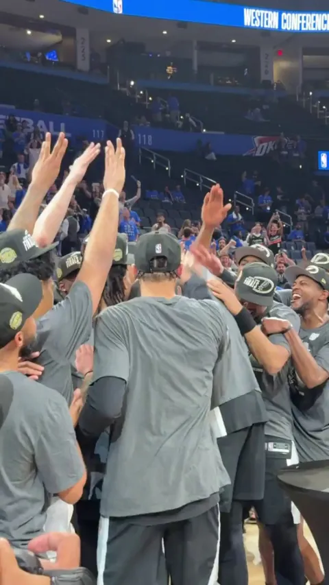 [All-Access] On the court with the Spurs as they celebrate Victor Wembanyama hoisting the Earvin “Magic” Johnson Trophy as the Western Conference Finals MVP.
