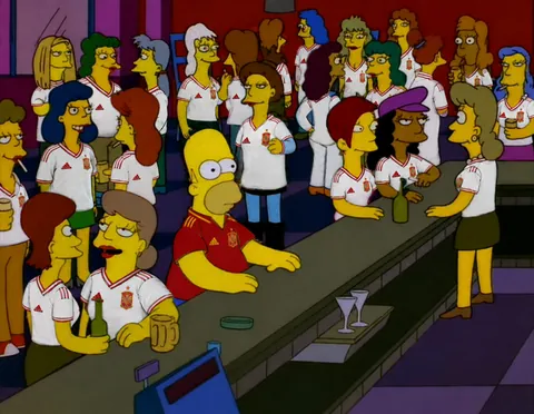Cuando a fecha 11 de julio todavía no has sucumbido *por el momento* a comprar la camiseta blanca de la selección