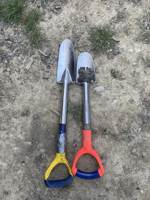 A tree planting shovel with 1 season of wear vs one with 4 seasons