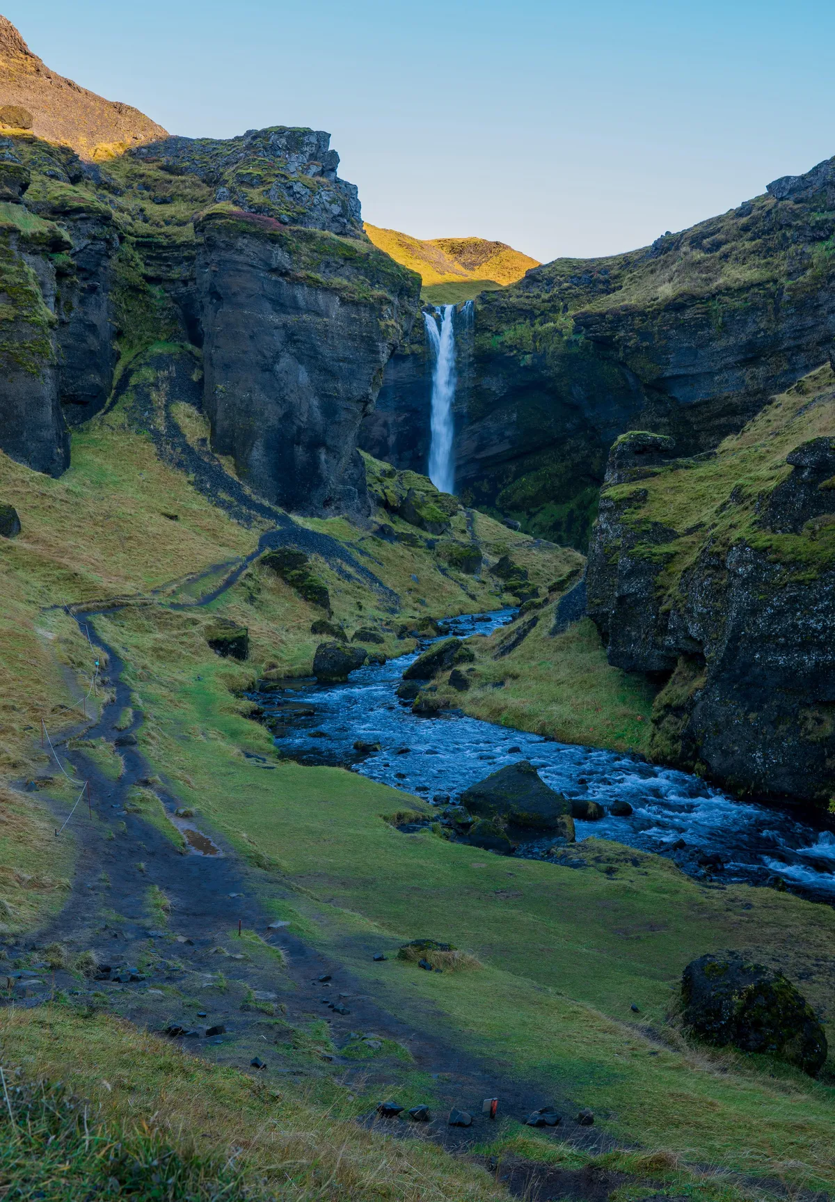 [OC] [3448x4961] Kvernufoss, Iceland