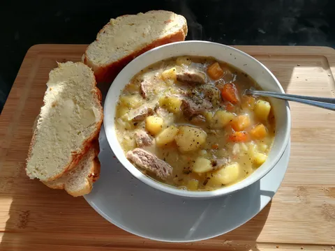[Homemade] 'Cawl' - Traditional Welsh lamb and leek stew, with root vegetables, tiger bread and salted butter.