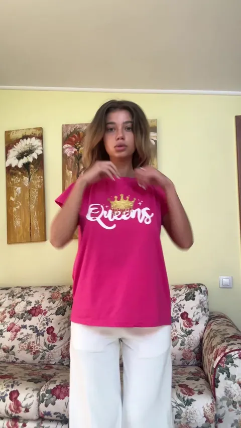 Home alone, time to post nudes [reveal]