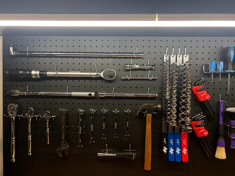 Finally gave every tool a home - DIY mechanic setup