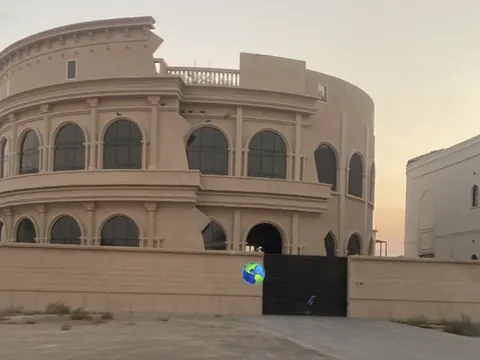 A Colosseum-shaped Villa in Dubai - Post-modernism Final Boss