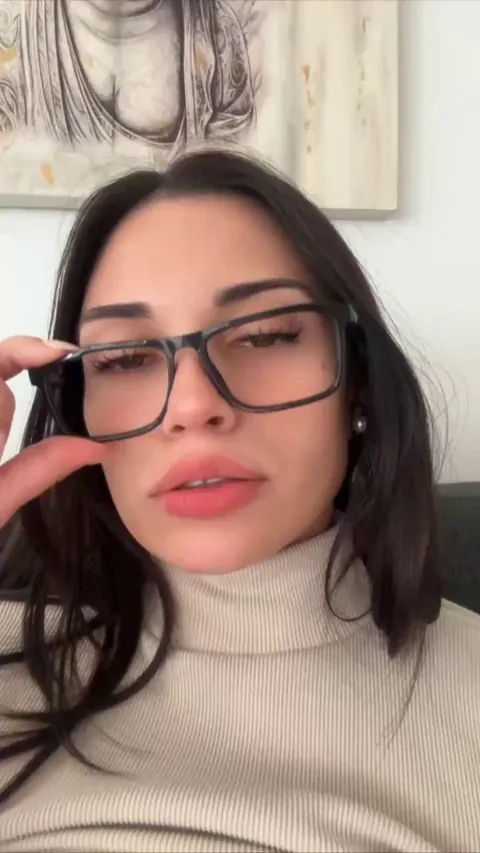 This new glasses fit me well