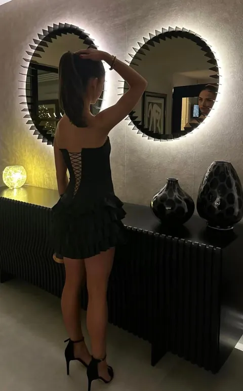 Lucy - which outfit?