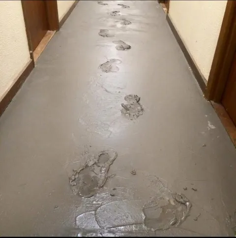 Asked the squaddies if anyone wanted to get out before we latexed the floor….