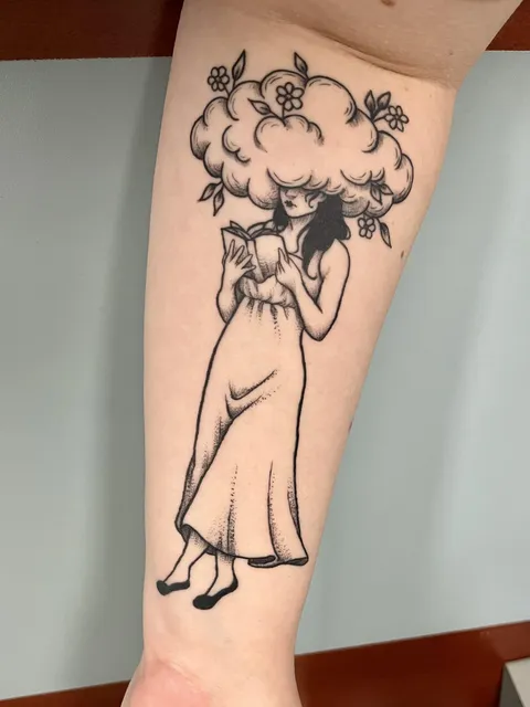 My head in the clouds reader by Sierra Stephens at Classic City in Athens, GA