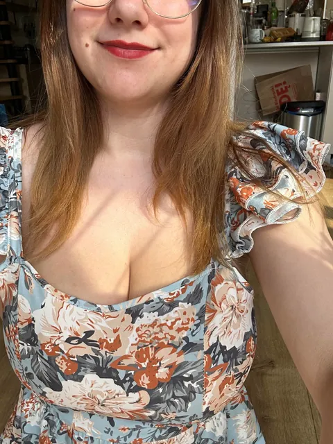 It's finally a sundress season so enjoy my curves in a dress! (;