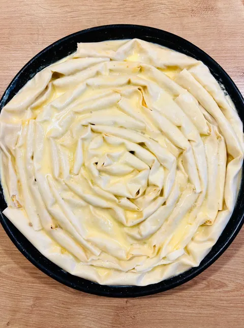 [Homemade] My wife made a börek with minced meat