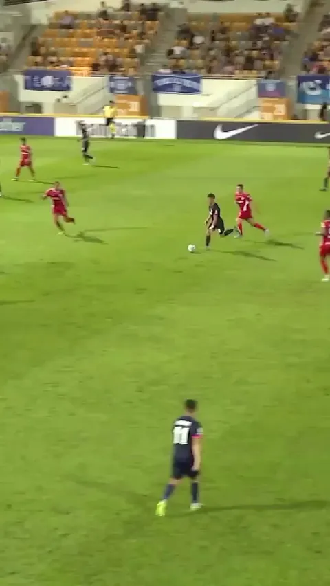 Crazy Goal Line Clearance by Kawase in Hong Kong Premier League 