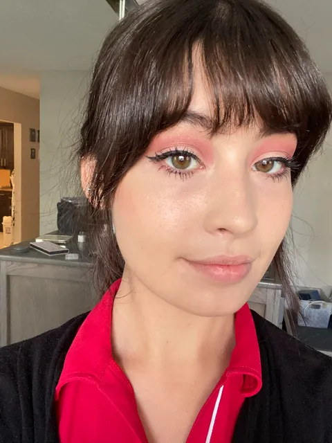 Decided to do some pink eyeshadow for work today!! (Please be nice to your food service workers)