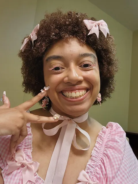 NEW COLORFUL MASCARA DROPPED