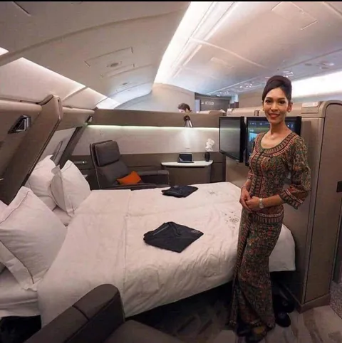 Singapore airlines first class