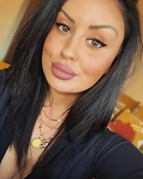 29/31 [MF4M] Anaheim. I am ready to fulfill my husband's deepest desire by serving other men as a Throat Bimbo. We would like to meet males (only) for some naughty throatfuck dates