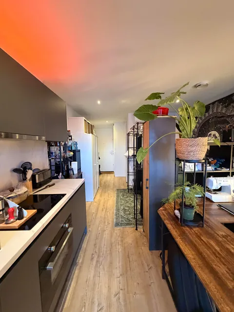 Our cozy 32m² studio apartment + tiny balcony in the Netherlands on a snowy day