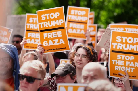 Anti Trump Protest in Scotland (OC)