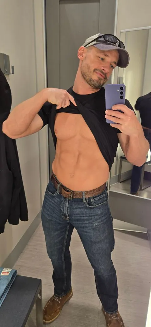 Little changing room strip 😁