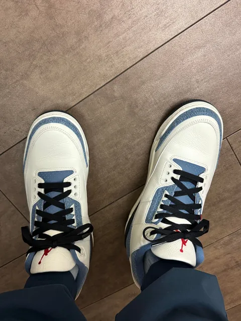 Levi’s x Jordan “Sail” LA exclusive