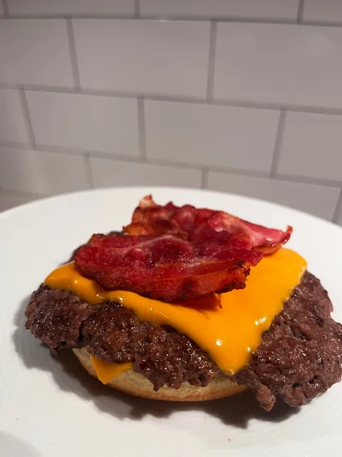 [homemade] double cheeseburger with bacon