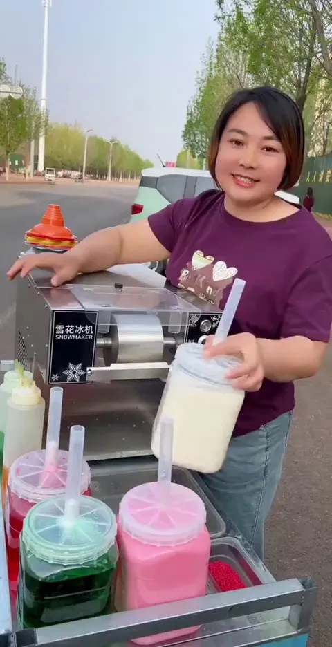 Amazing snowflake icecream making