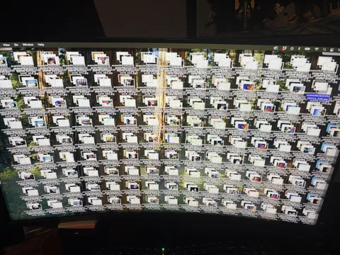 My wife’s desktop