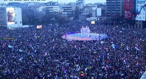 After filling up the square in front of the Serbian parliament, protesters have now filled up the Slavija square also