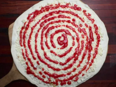 [Homemade] garlic and onion pizza