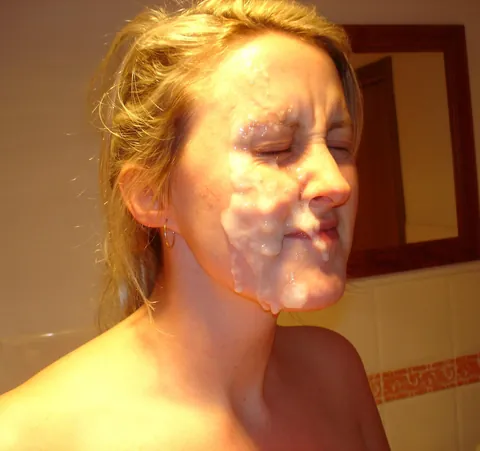 💕One of my all time biggest facial loads 🍆💦👱🏻‍♀️