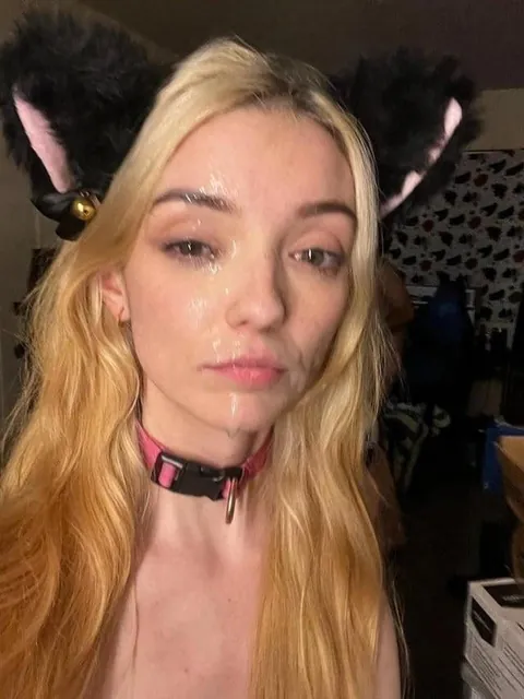 anyone wanna blow our loads together and get bi asf?